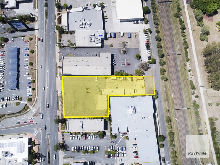 Click to view all images 314 Gympie Road Strathpine QLD 4500 - Image 3