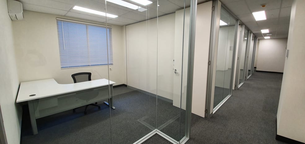 Click to view all images Suite 1/33 Racecourse Road North Melbourne VIC 3051 - Image 3