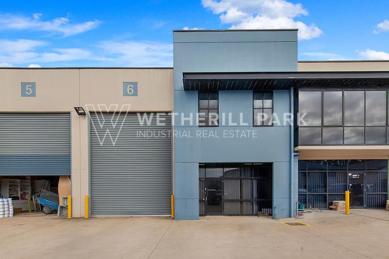 Click to view all images Smithfield NSW 2164 - Image 1
