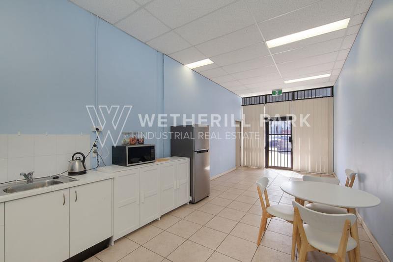 Click to view all images Smithfield NSW 2164 - Image 3