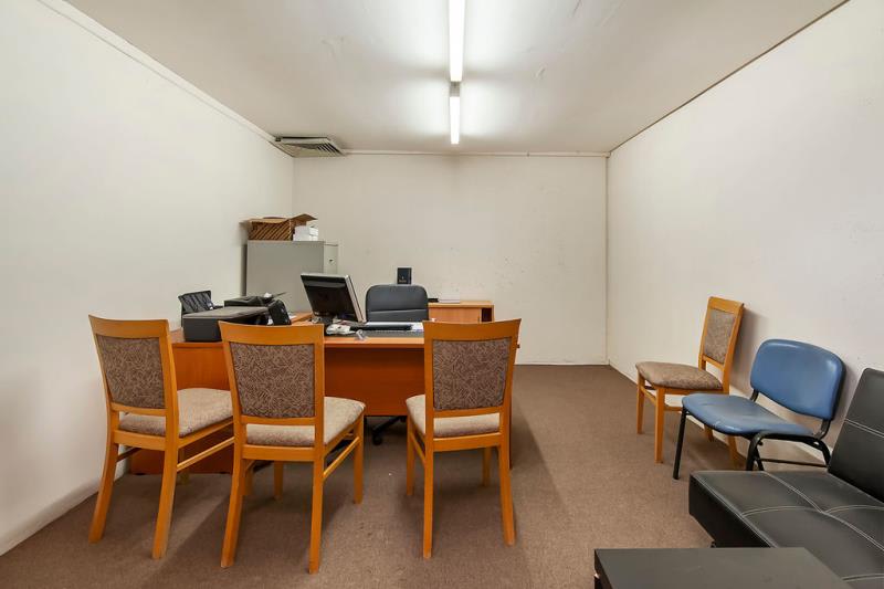 Click to view all images Wetherill Park NSW 2164 - Image 3