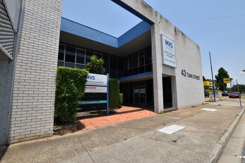 Click to view all images 43 Tank Street Gladstone Central QLD 4680 - Image 1