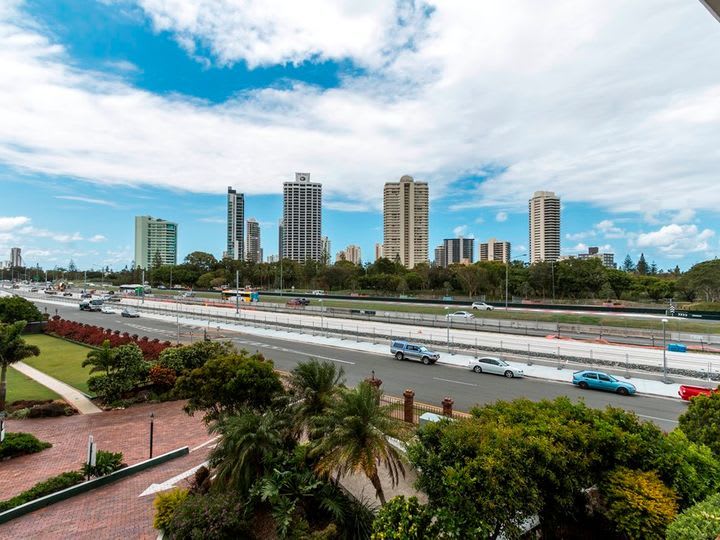 Click to view all images Surfers Paradise QLD 4217 - Image 2