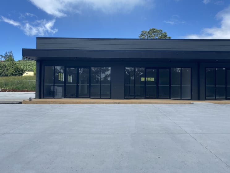 Click to view all images 8/3 Ted Ovens Drive Coffs Harbour NSW 2450 - Image 1