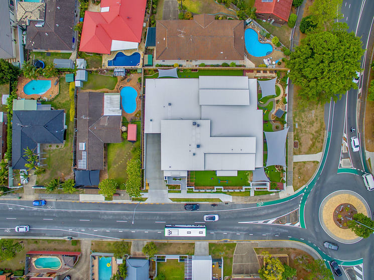 Click to view all images 396-398 Rio Vista Blvd Mermaid Waters QLD 4218 - Image 2