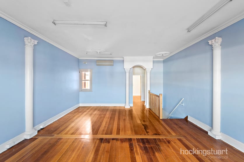Click to view all images 535 North Road Ormond VIC 3204 - Image 2