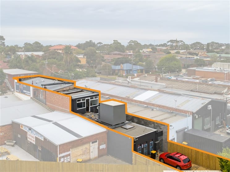 Click to view all images 14 Balcombe Road Mentone VIC 3194 - Image 3