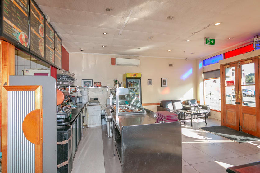 Click to view all images 4 Wilmot Road Huonville TAS 7109 - Image 2