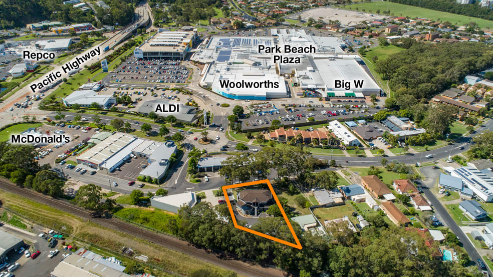 Click to view all images 32 Walter Morris Close Coffs Harbour NSW 2450 - Image 3