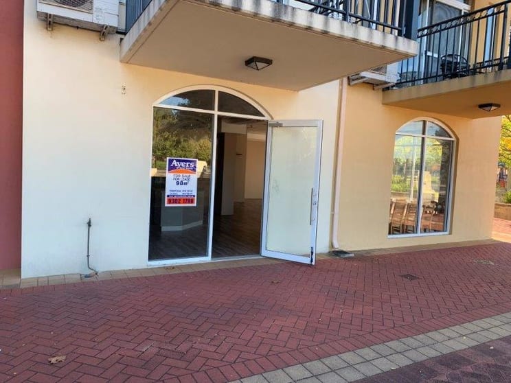 Click to view all images 3&4/55 Ponte Vecchio Blvd Ellenbrook WA 6069 - Image 2