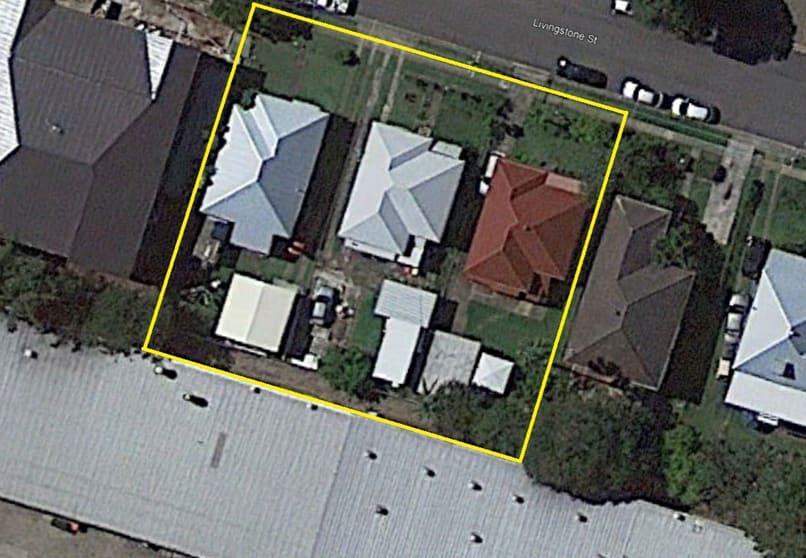 Click to view all images 11-17 Livingstone Street Yeerongpilly QLD 4105 - Image 2
