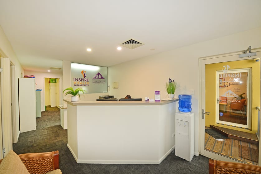 Click to view all images Suite 4/66 Poinciana Avenue Tewantin QLD 4565 - Image 1