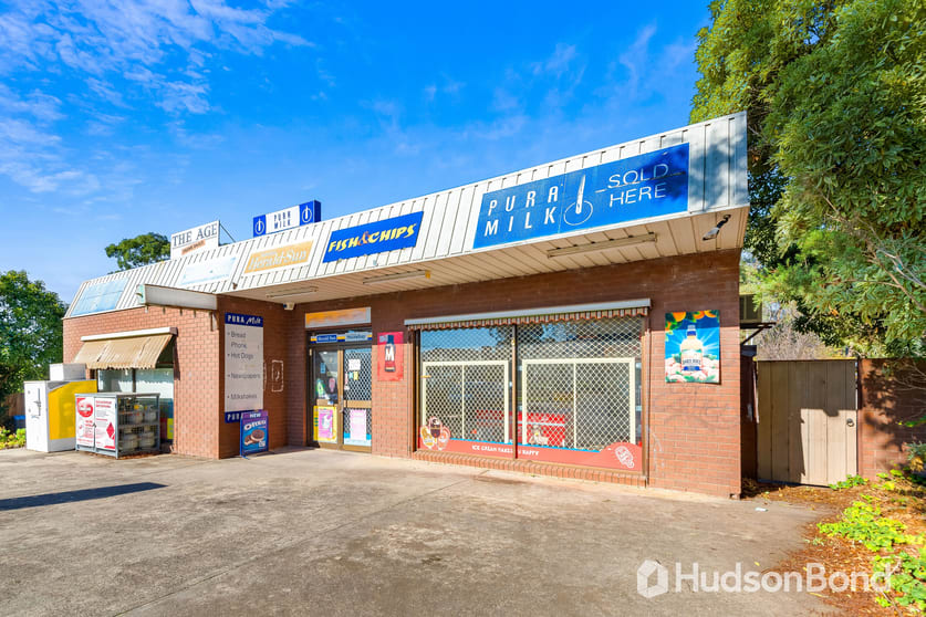 Click to view all images 82 Berrabri Drive Scoresby VIC 3179 - Image 1