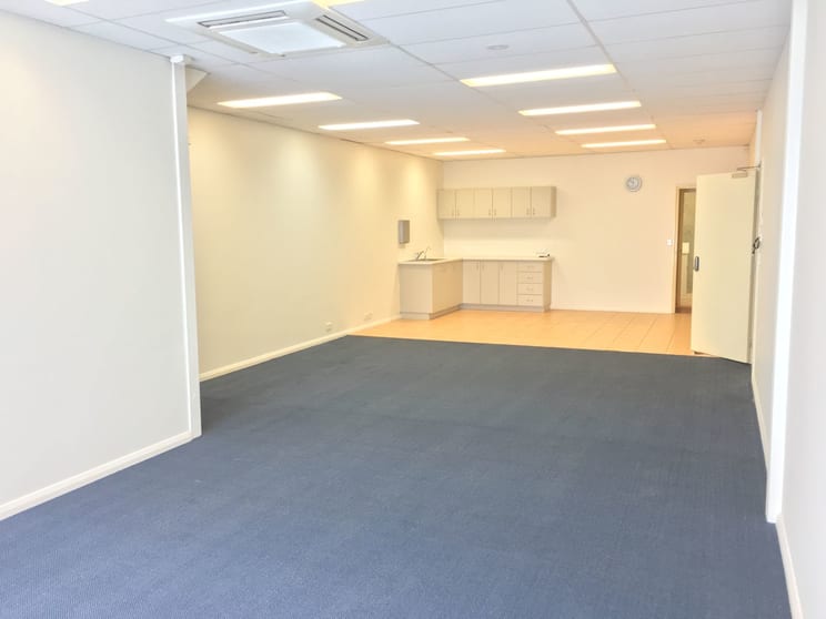 2/25 The Broadway Ellenbrook WA 6069 - Image 3