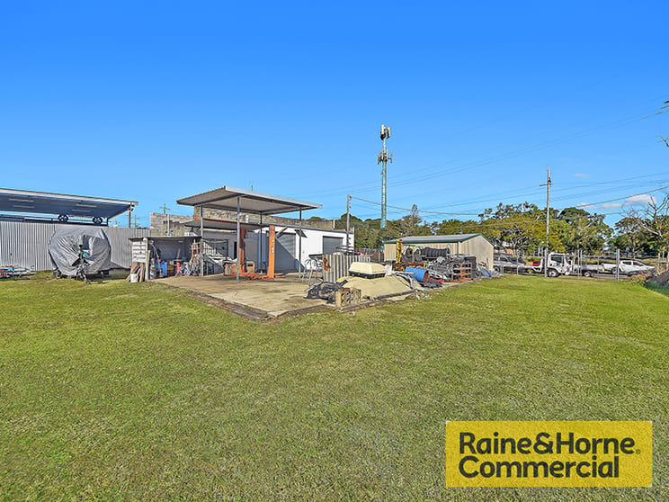 Click to view all images 270 Duffield Road Clontarf QLD 4019 - Image 3