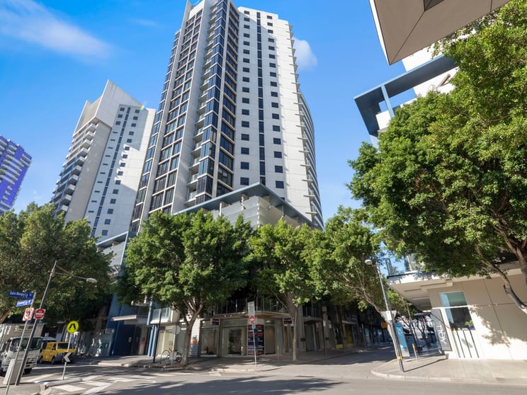 Click to view all images 16 Saint Mangos Lane Docklands VIC 3008 - Image 1