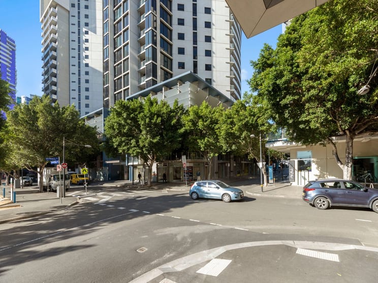 Click to view all images 16 Saint Mangos Lane Docklands VIC 3008 - Image 3