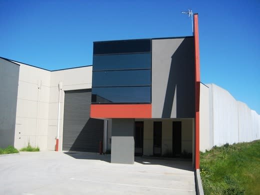 Click to view all images 3/28-30 Mills Road Braeside VIC 3195 - Image 2