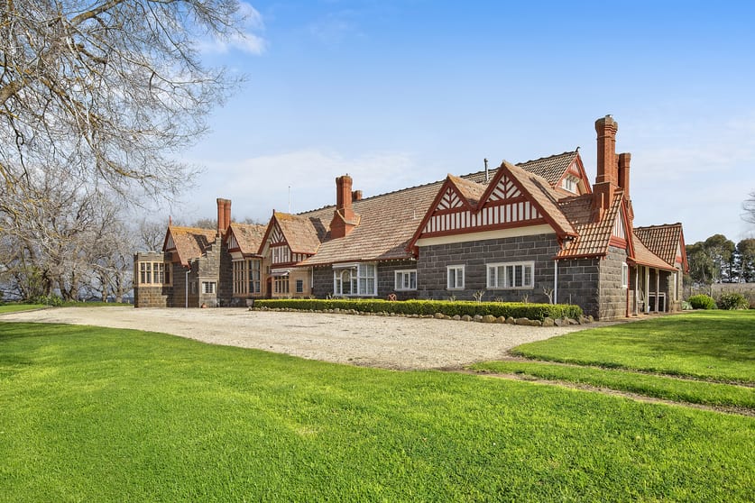 Click to view all images Penshurst VIC 3289 - Image 2
