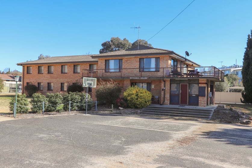 Click to view all images 158 Brilliant Street Bathurst NSW 2795 - Image 3