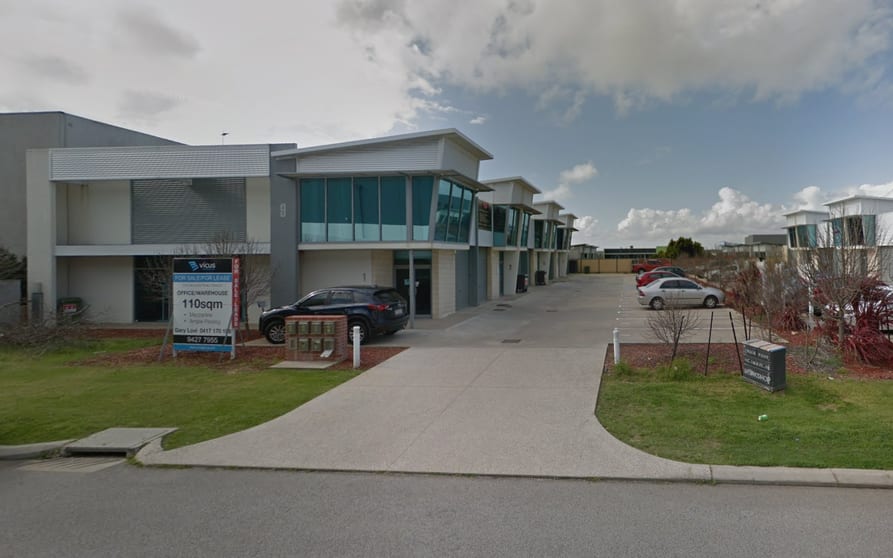 Click to view all images 4/9 Caloundra Road Clarkson WA 6030 - Image 1