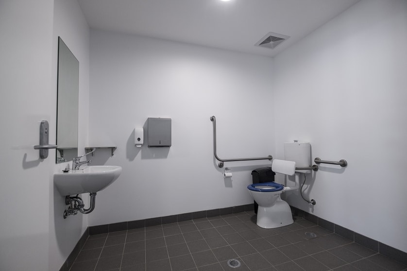 Click to view all images 3/249 Shellharbour Rd Warrawong NSW 2502 - Image 3