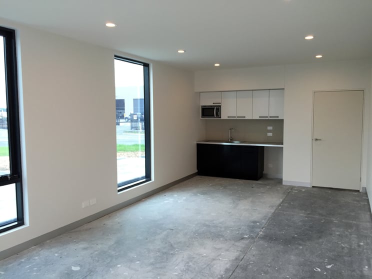 Click to view all images 5 Graham Daff Boulevard Braeside VIC 3195 - Image 2