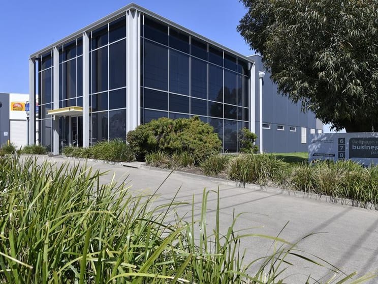 Click to view all images 9/8 Garden Road Clayton VIC 3168 - Image 1