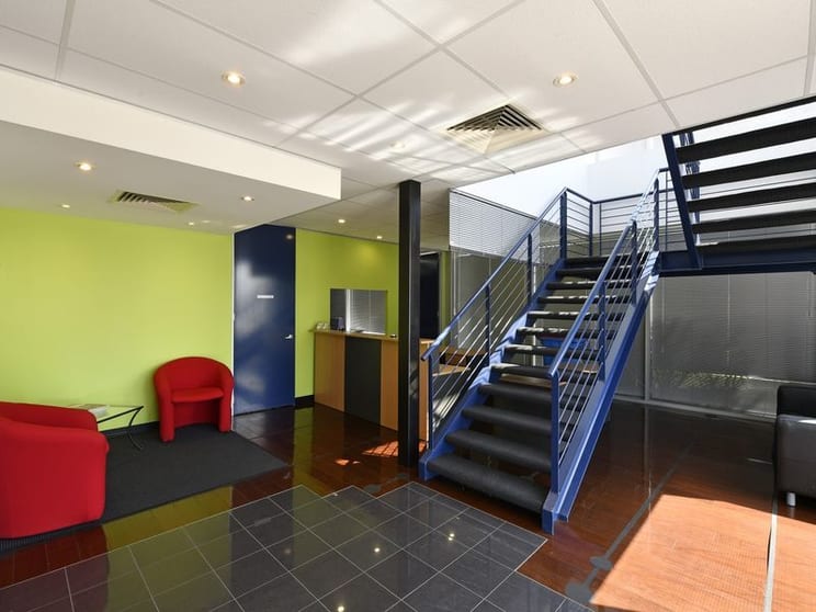 Click to view all images 9/8 Garden Road Clayton VIC 3168 - Image 3