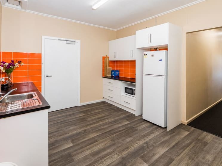 Click to view all images 61 Philip Highway Elizabeth South SA 5112 - Image 3