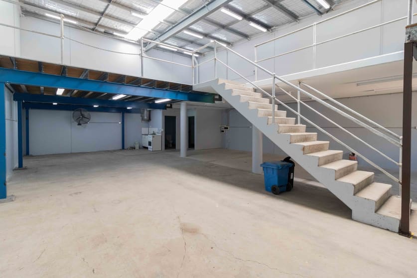 Click to view all images 13/116-118 McCredie Road Guildford NSW 2161 - Image 2