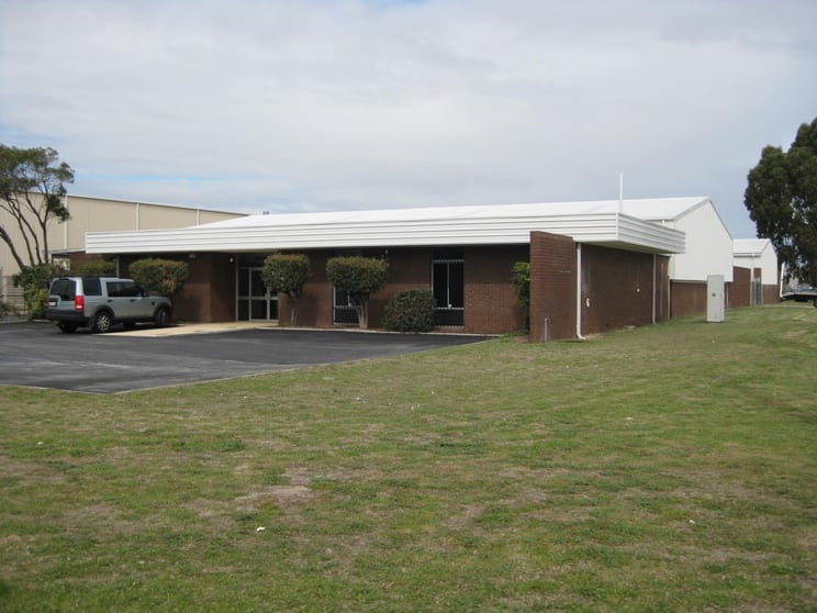 Click to view all images 6 Hodgson Way Kewdale WA 6105 - Image 1