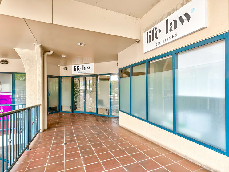 Click to view all images 5,6,7/196 Wishart Road Wishart QLD 4122 - Image 3