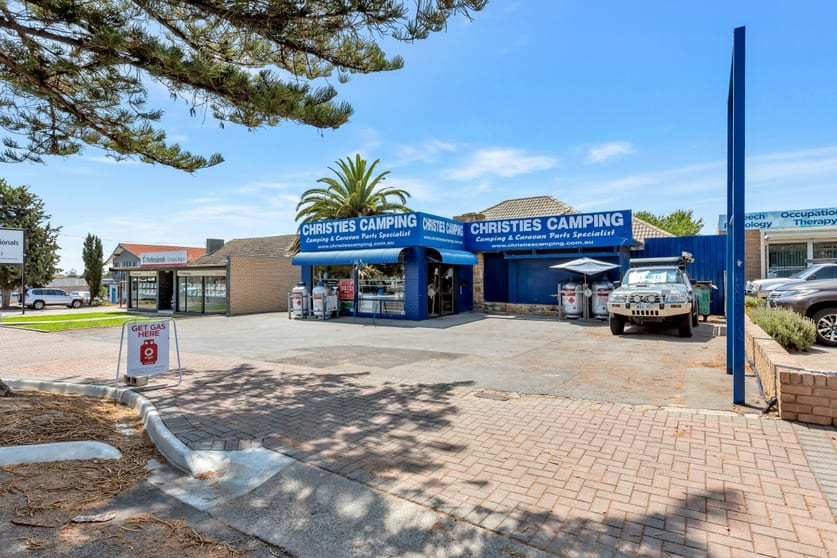 73 Beach Road Christies Beach SA 5165 - Image 2