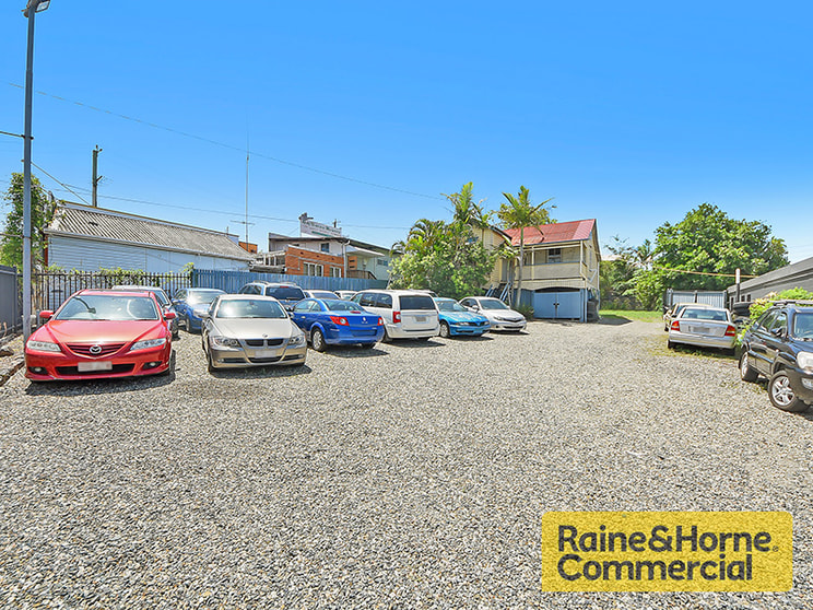 Click to view all images 367 Samford Road Gaythorne QLD 4051 - Image 1
