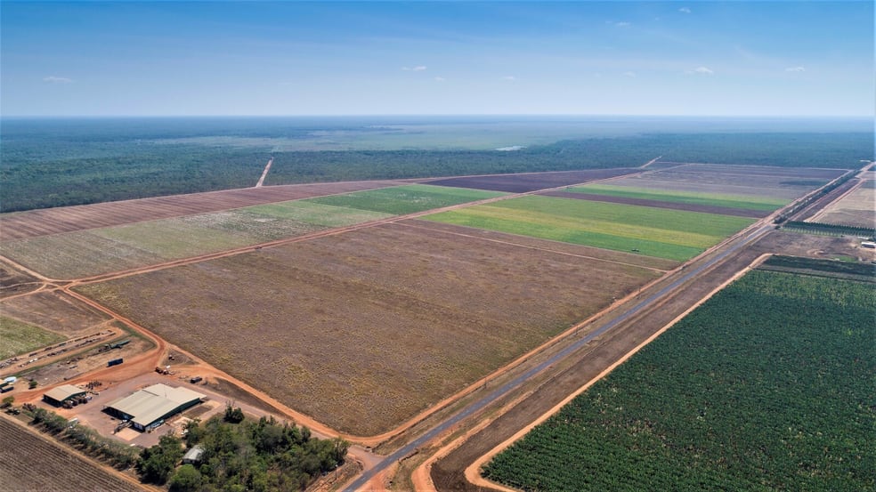 Click to view all images Lambells Lagoon NT 0822 - Image 1