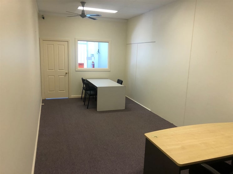 Click to view all images 7/3 Goddard St Rockingham WA 6168 - Image 2