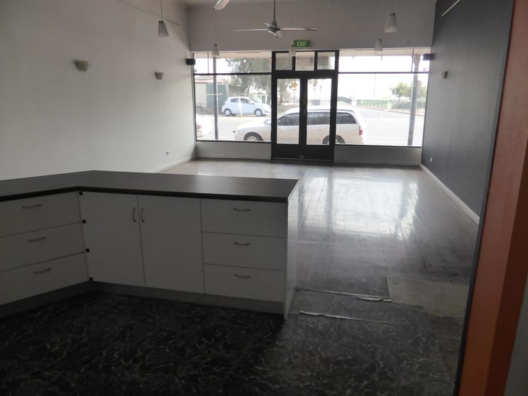 Click to view all images 80 & 80a Main Road Port Pirie SA 5540 - Image 3