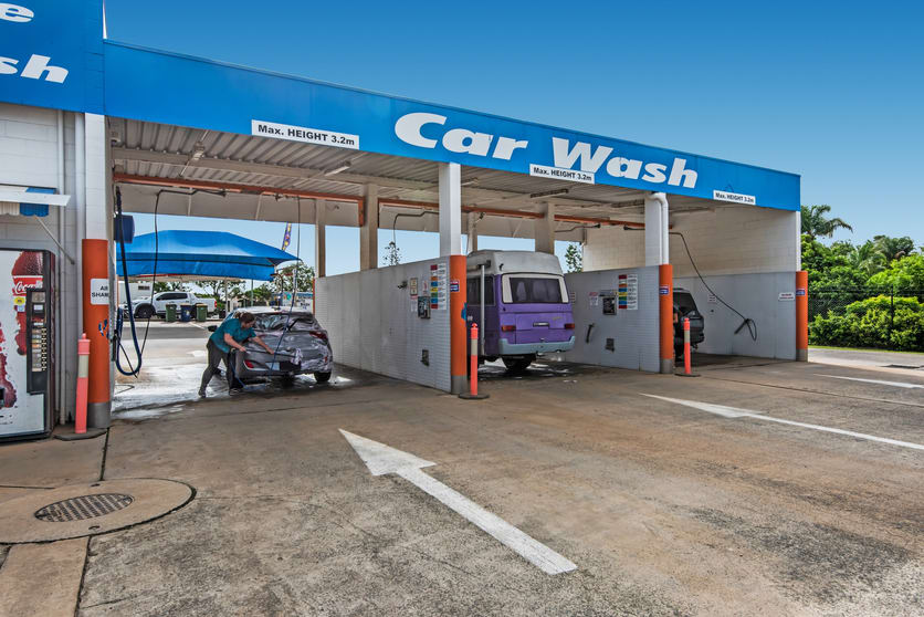 Click to view all images 277 Brisbane Road Monkland QLD 4570 - Image 3