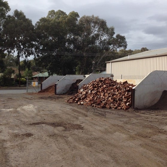 Click to view all images 30 North Street Yea VIC 3717 - Image 2