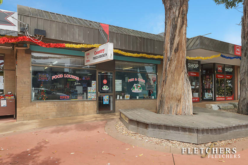 Click to view all images 80 Main St Street Monbulk VIC 3793 - Image 2