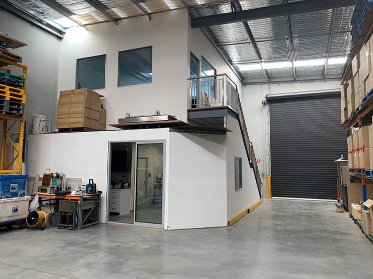 Click to view all images 6 Precision Lane Notting Hill VIC 3168 - Image 2