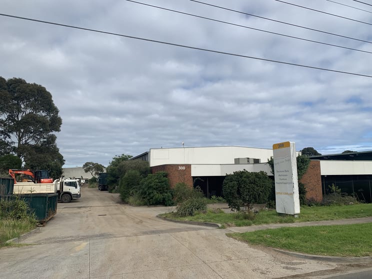 Click to view all images 308 Lower Dandenong Road Mordialloc VIC 3195 - Image 1