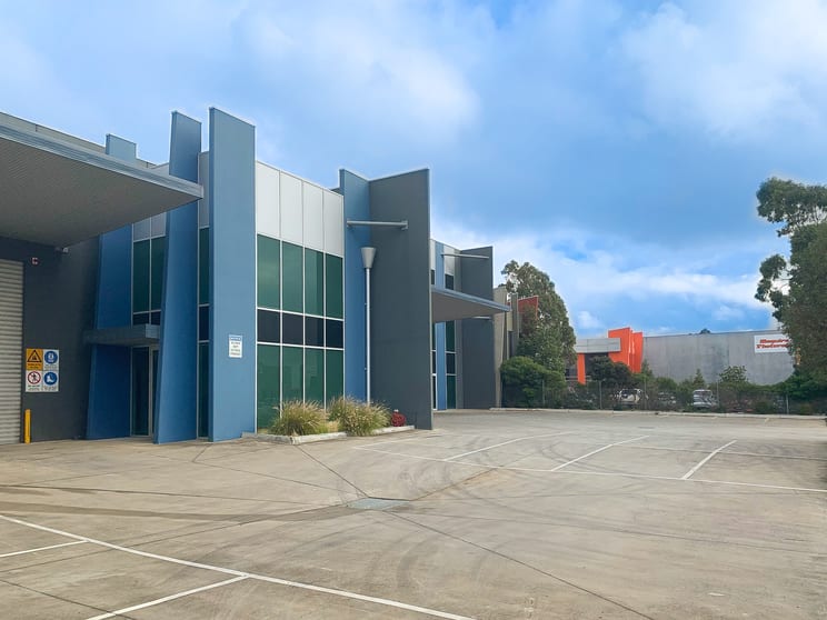 Click to view all images 51-55 North View Drive Sunshine West VIC 3020 - Image 2
