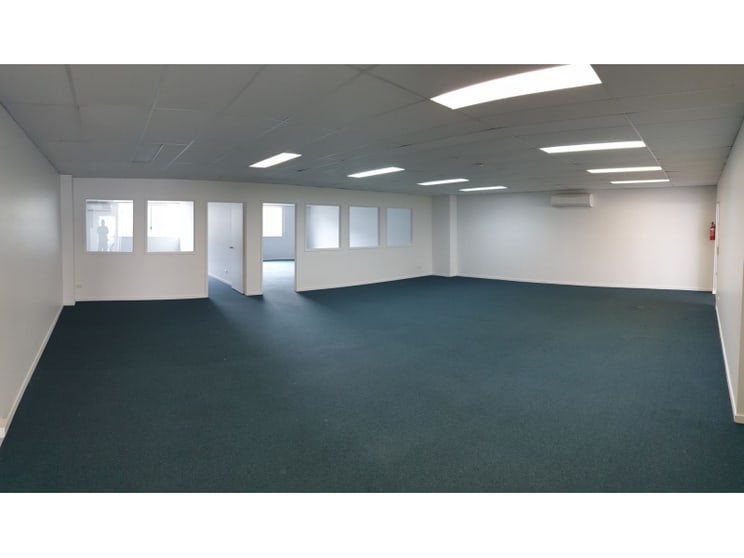 Click to view all images 72 McLeod street Cairns City QLD 4870 - Image 2