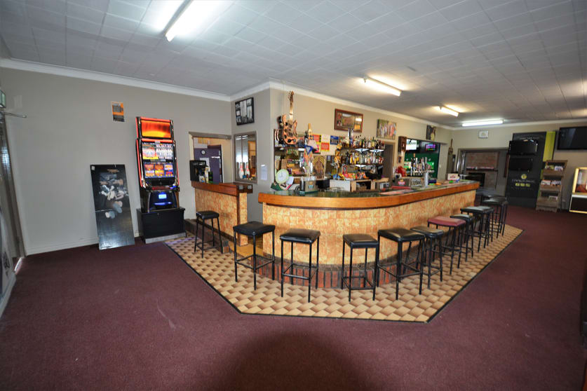 Click to view all images 149 Murray Street Finley NSW 2713 - Image 2