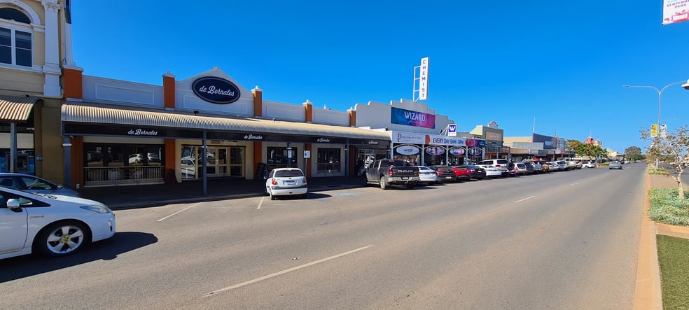 Click to view all images 203-205 Hannan Street Kalgoorlie WA 6430 - Image 2