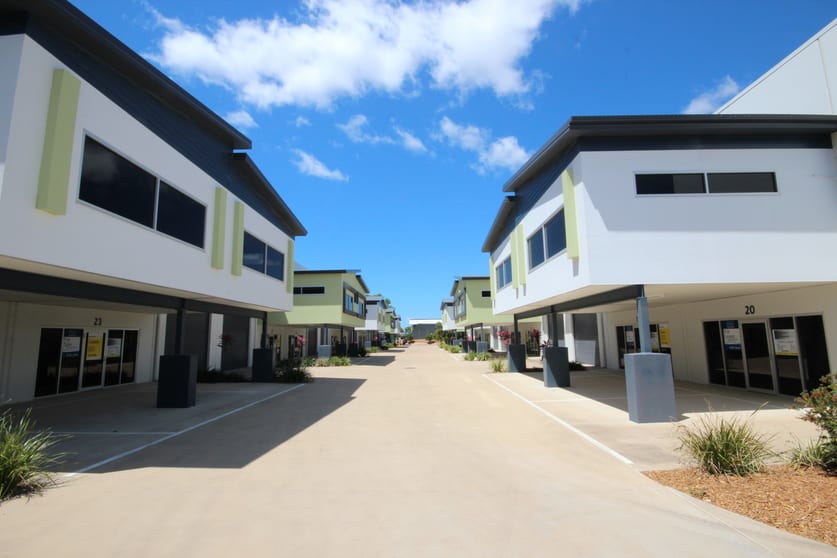Click to view all images Unit 7/585 Ingham Road Mount St John QLD 4818 - Image 3