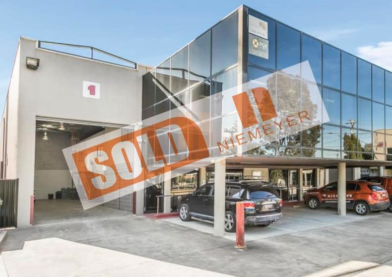 Click to view all images 194 Military Road Guildford NSW 2161 - Image 1