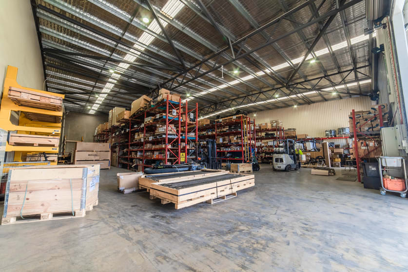 Click to view all images 35 David Road Emu Plains NSW 2750 - Image 3